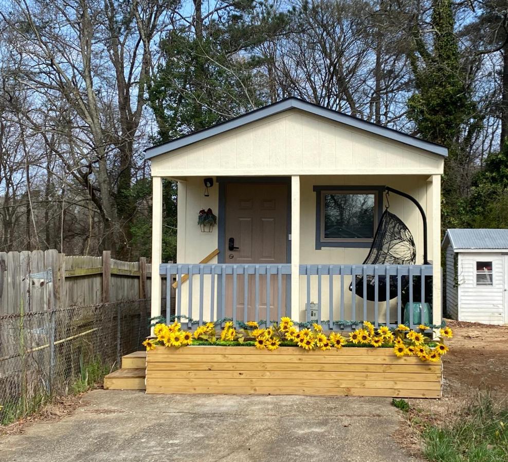 Your Own Cozy Tiny Home Austell Exterior foto